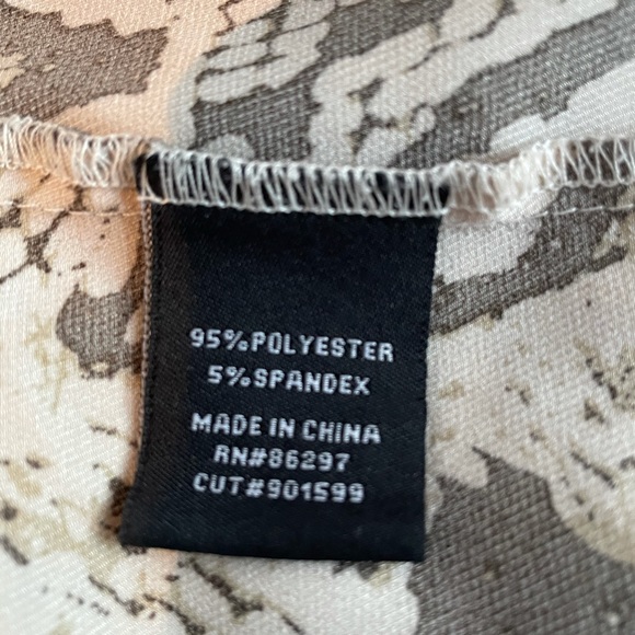 Lot - Jacket and blouse - Picture 10 of 15